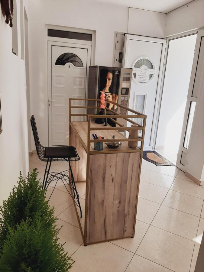 Villa Alba Apartments Dobra Voda Dış mekan fotoğraf