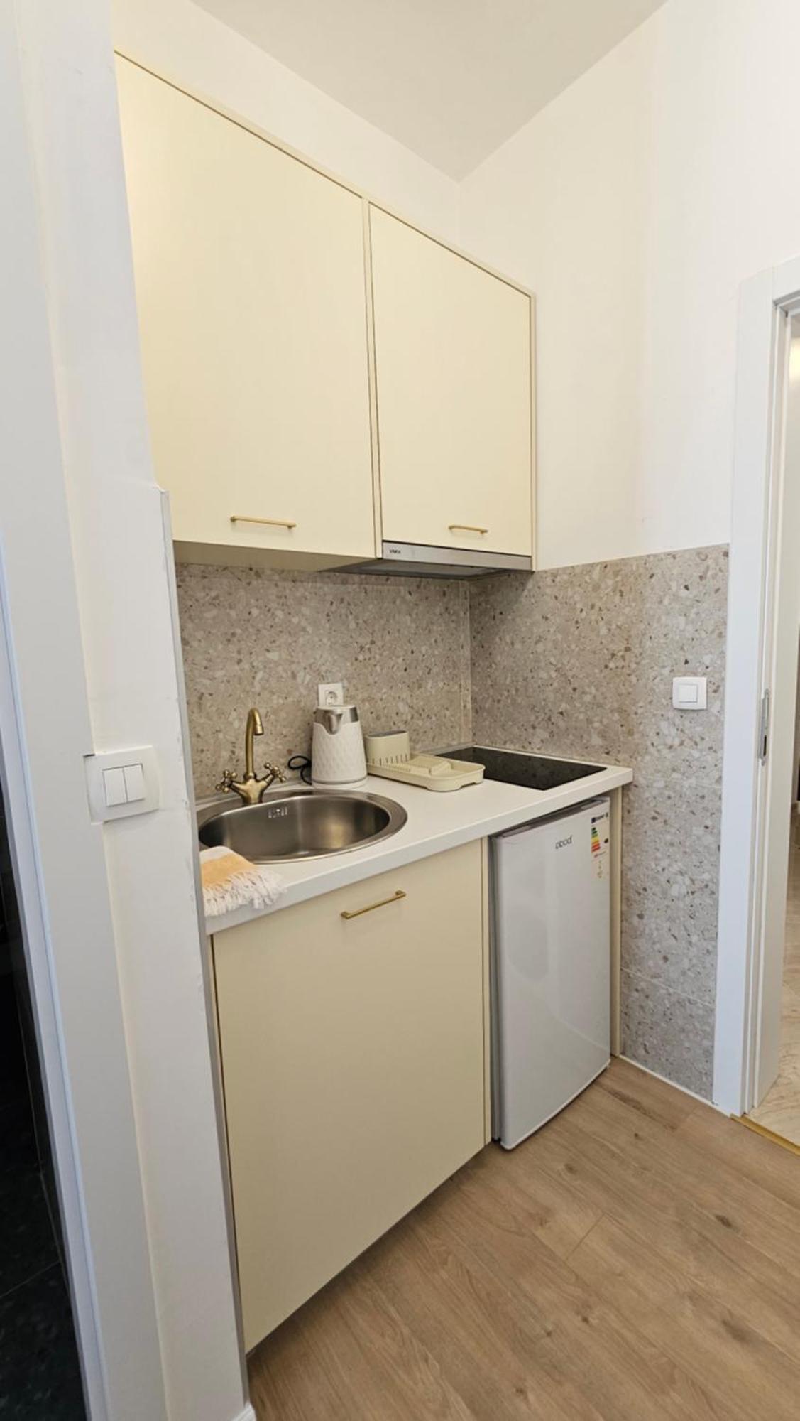 Villa Alba Apartments Dobra Voda Oda fotoğraf